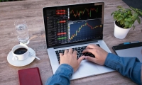 美总统特朗普宣布对所有进口汽车征收25%关税